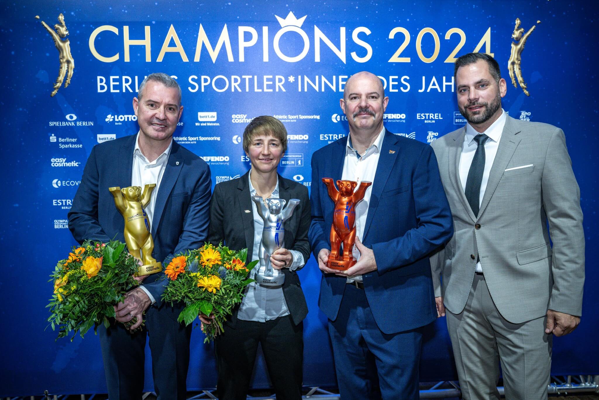 champions-2024-gewinner-siegerehrung-4